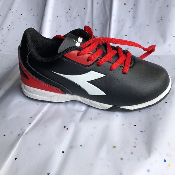 Diadora Striker B boy Shoes New in Box - Picture 3 of 7